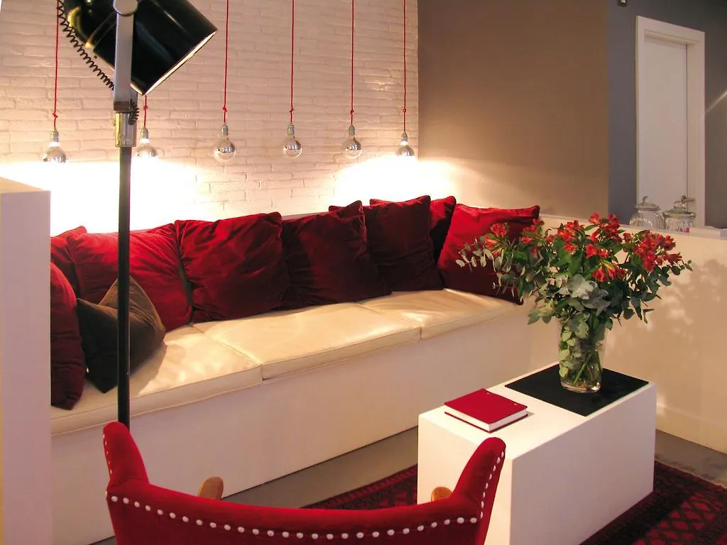 The5Rooms Barcelona 3*,